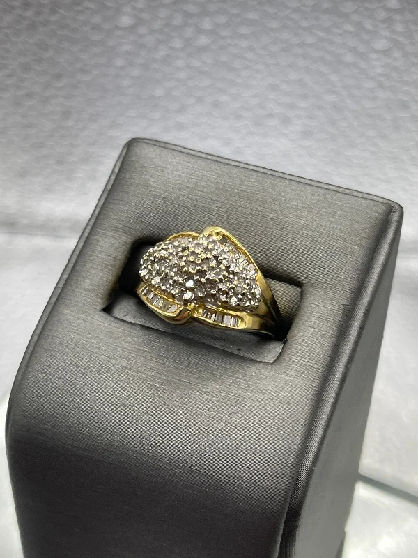 women's engagement rings with filigree design -Ladies or Gents 14 Karat Solid Yellow Gold Diamond Cluster Ring