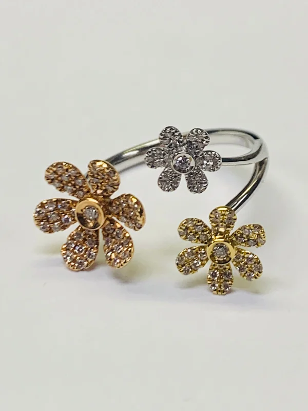 women's rings with chic design -Tri-Tone Flower Fashion Ring