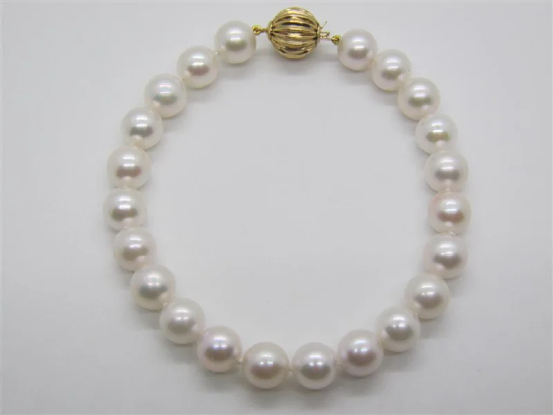 women's bracelets with radiant cut -Pearl Bracelet