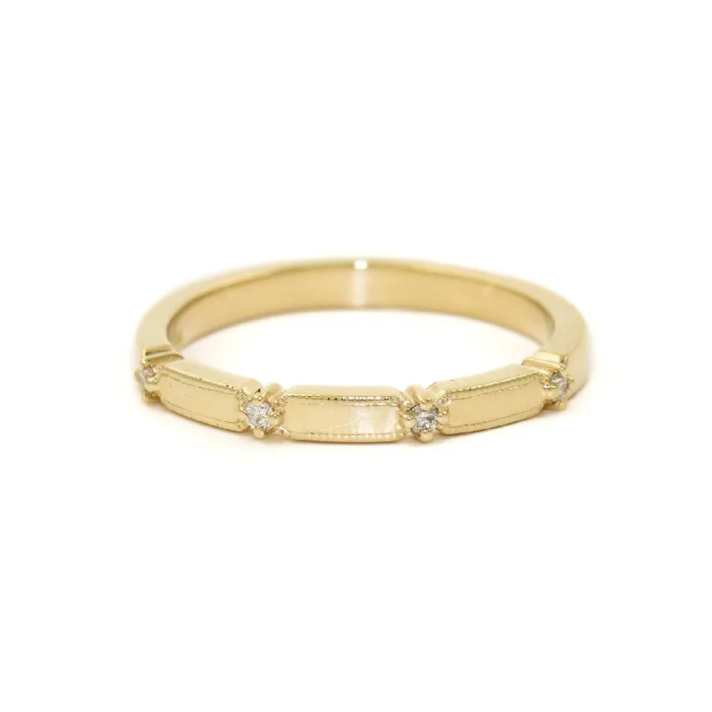 women's engagement rings with twisted metal design -Simple Textured Gold x Diamond Accent