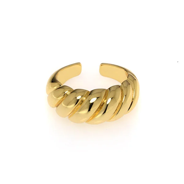 women's rings with subtle design -Savoir Ring