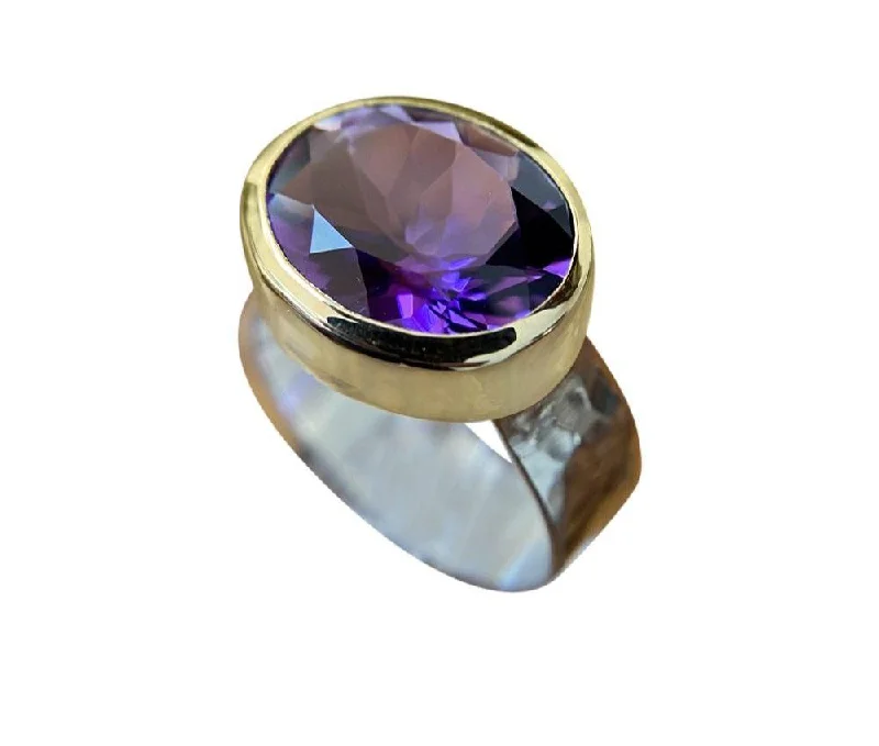 women's rings with round-cut diamond -Yaron Morhaim 9ct Gold & Faceted Purple Amethyst Ring