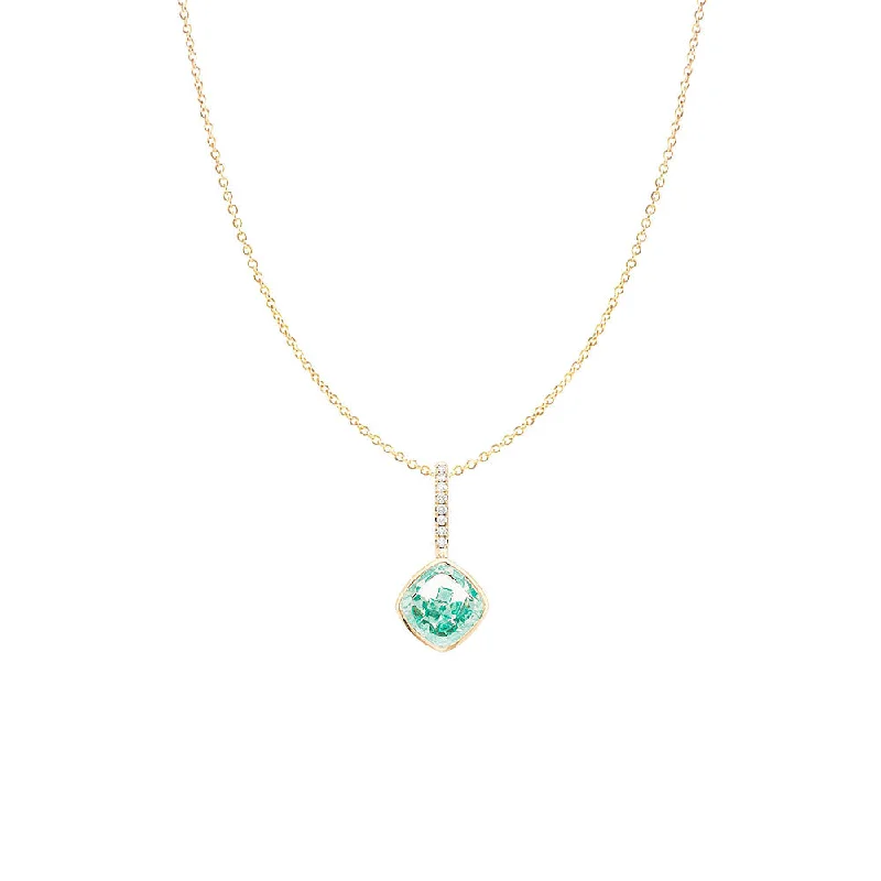 women's necklaces with engraved detail -18 Karat Yellow Gold Naipe Emerald Charm Pendant