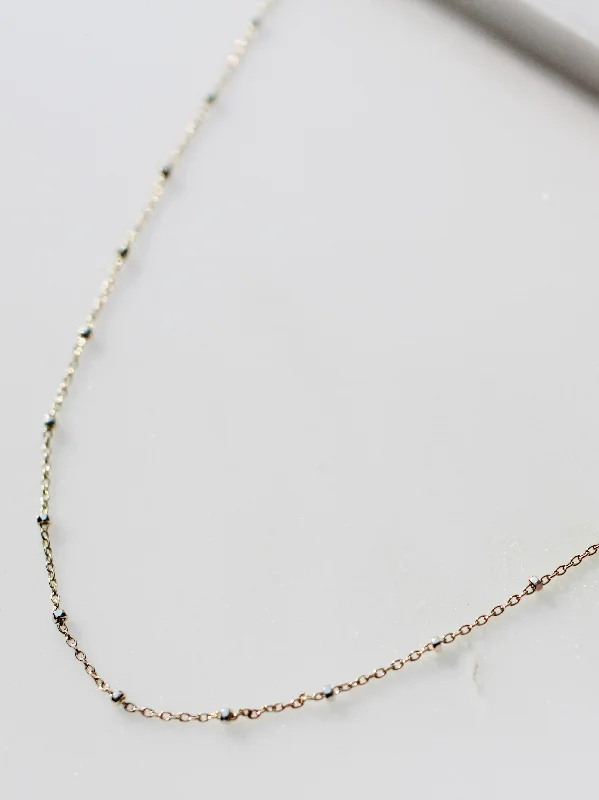 women's necklaces with fine detailing -Lily Chain